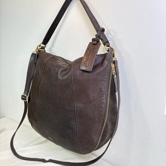 FOSSIL Gwen Hobo Expandable Leather and Suede Large Crossbody Shoulder Bag Purse - Picture 2 of 16